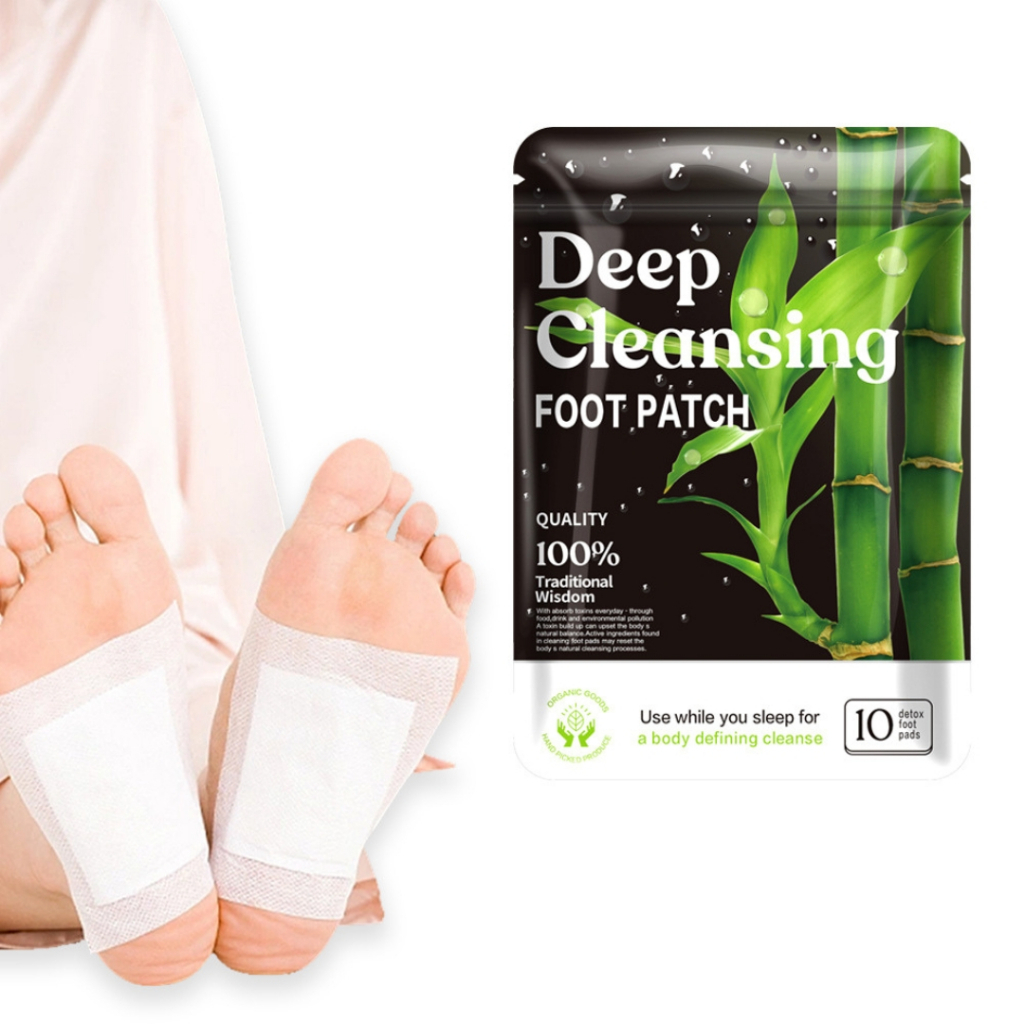 Deep Cleansing Foot Patch dipakai di kaki